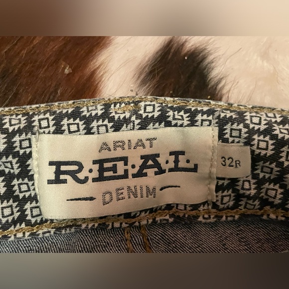 Ariat Boot Cut Women’s Jeans Size 32 Length 34 Faded Blue Jeans - Picture 7 of 7